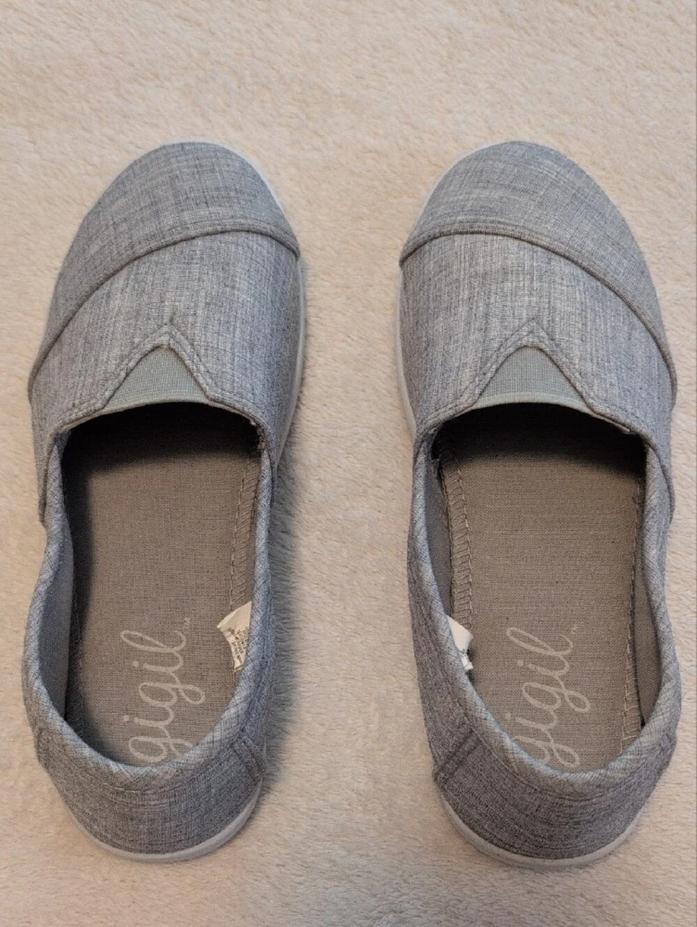 Kids Slip-On Canvas Shoes in Gray